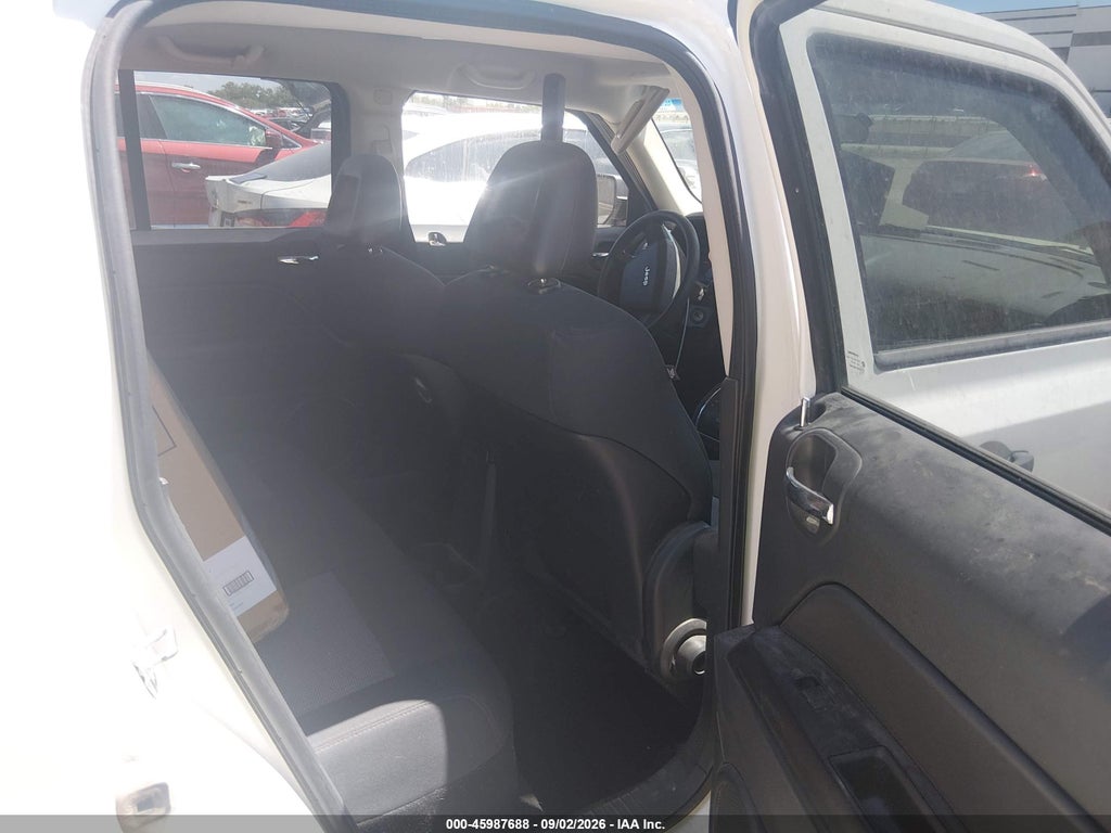 2009 Jeep Patriot Sport photo 8