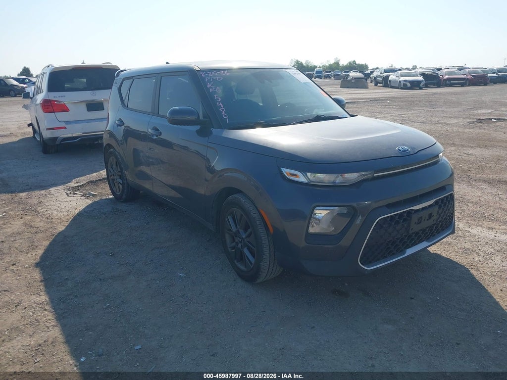 2021 Kia Soul S photo 1
