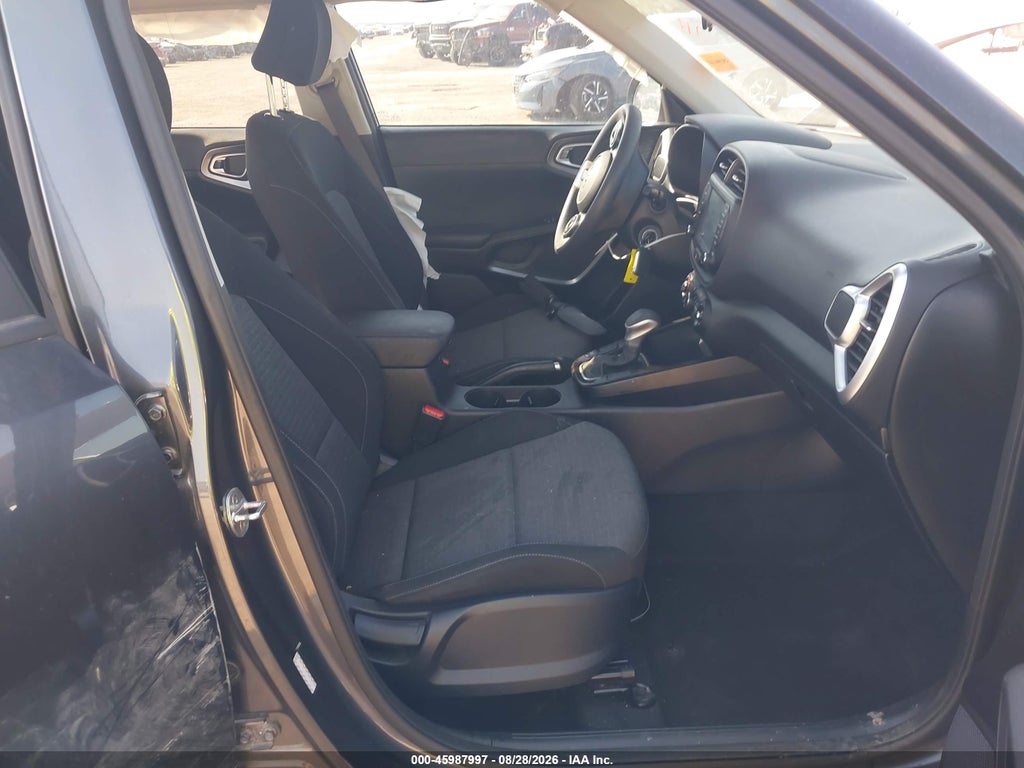 2021 Kia Soul S photo 5