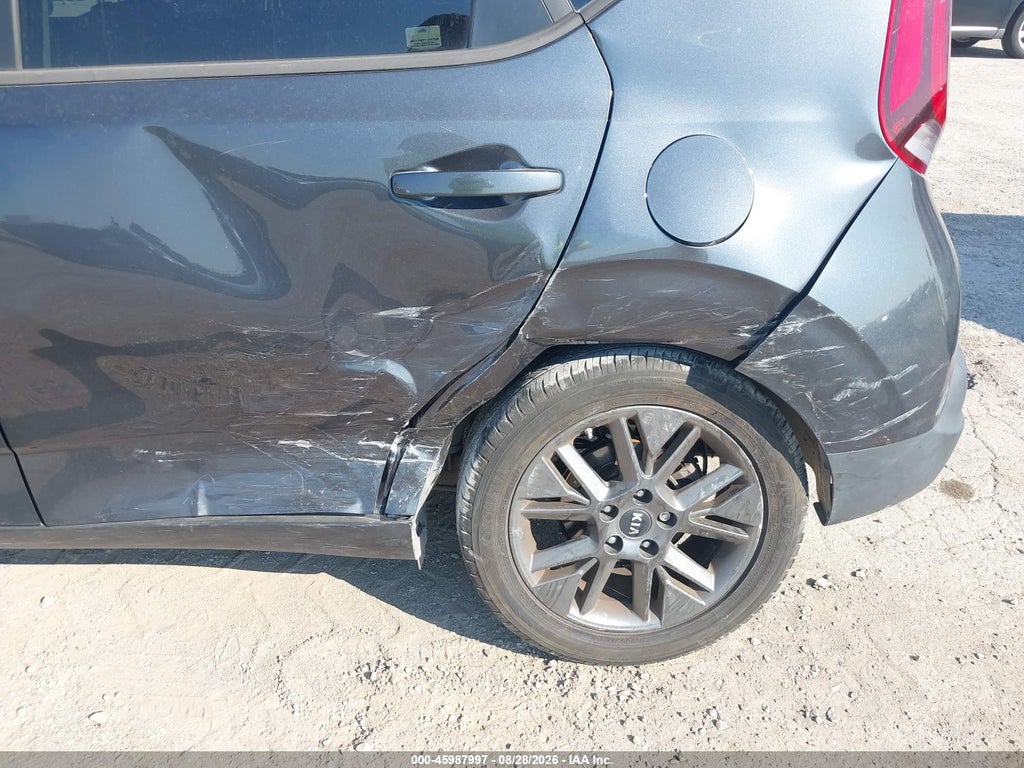 2021 Kia Soul S photo 6
