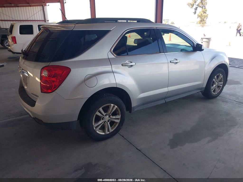 2015 Chevrolet Equinox LT photo 4