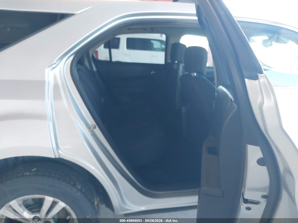 2015 Chevrolet Equinox LT photo 8
