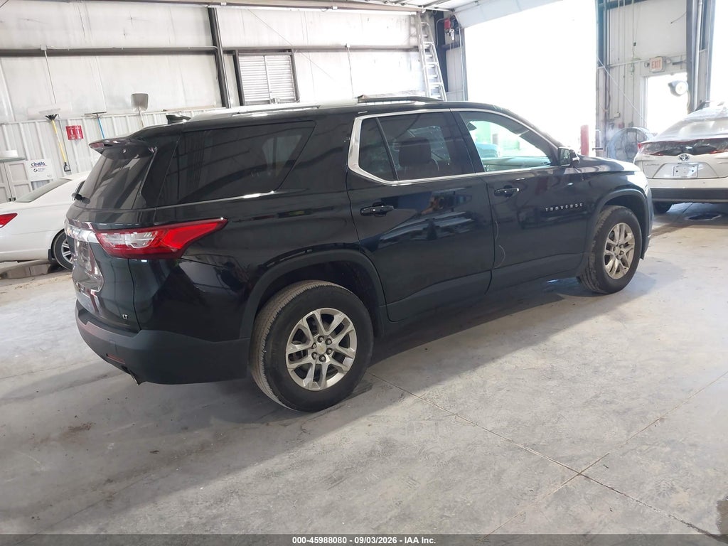 2018 Chevrolet Traverse 1LT photo 4