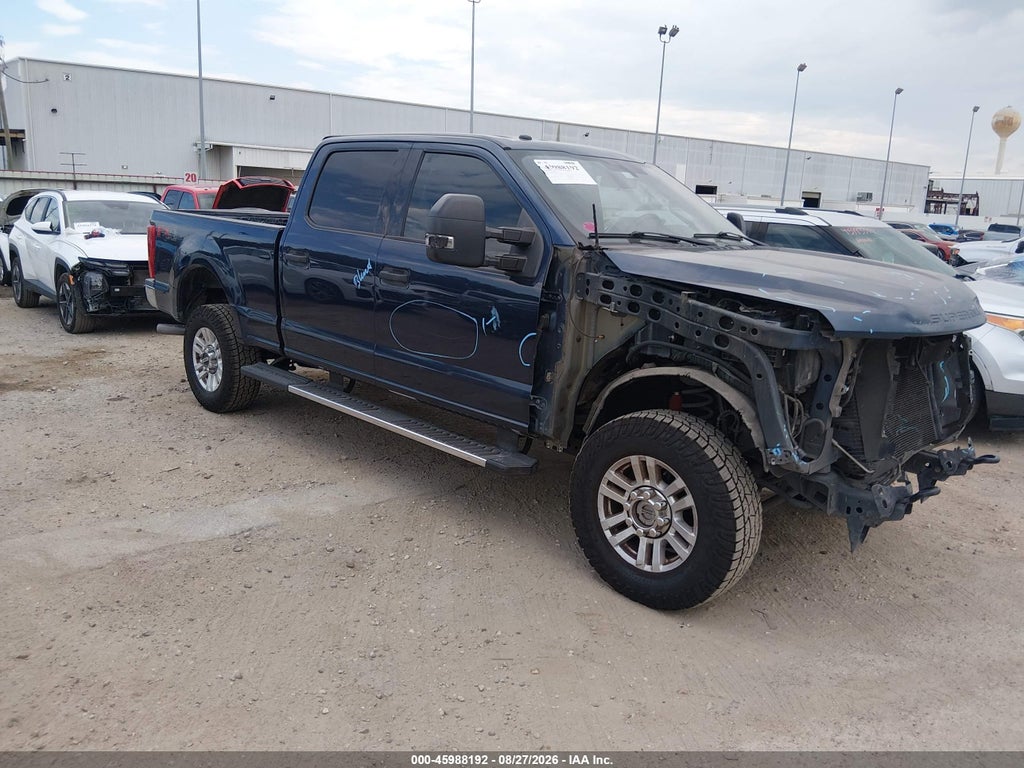 2017 Ford F-250 XLT photo 1