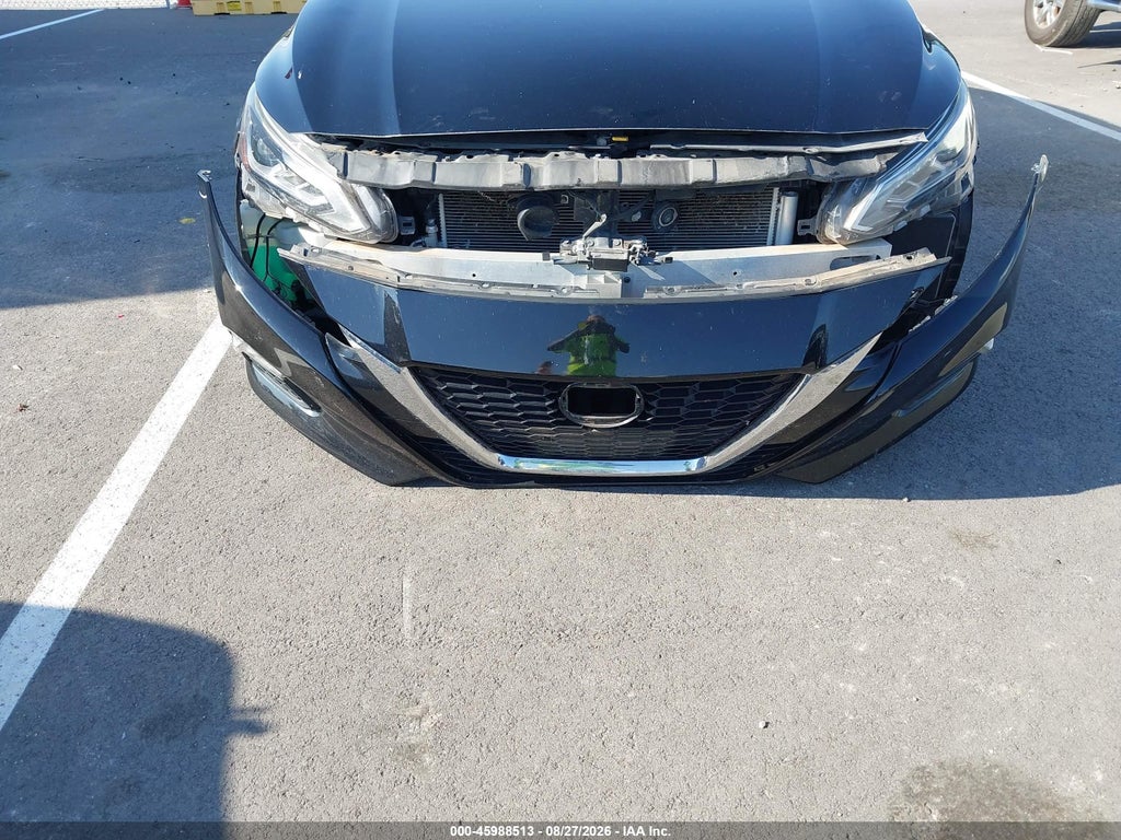 2019 Nissan Altima 2.5 SR photo 6