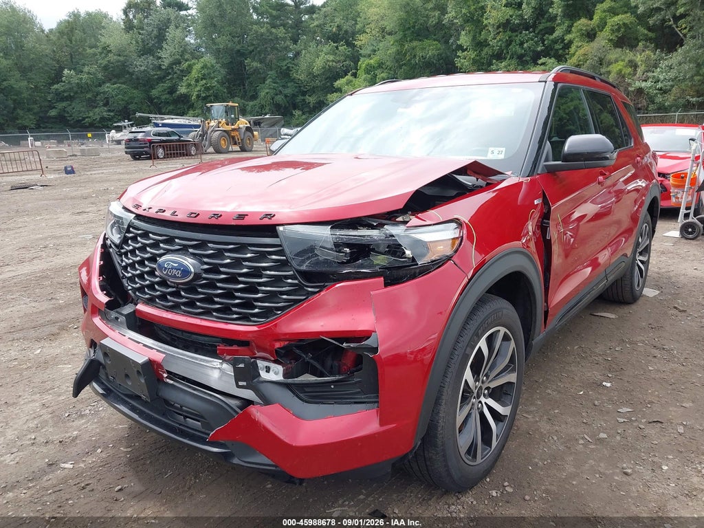 2022 Ford Explorer ST-Line photo 6