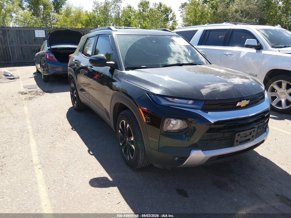 2021 Chevrolet Trailblazer AWD LT photo 1