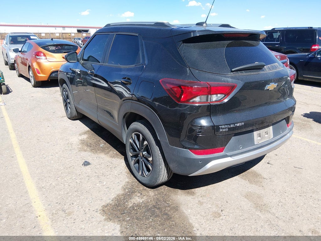 2021 Chevrolet Trailblazer AWD LT photo 3
