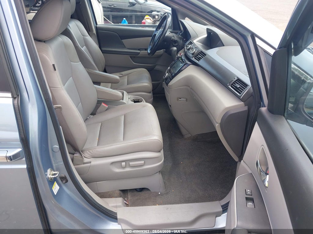 2014 Honda Odyssey EX-L photo 5