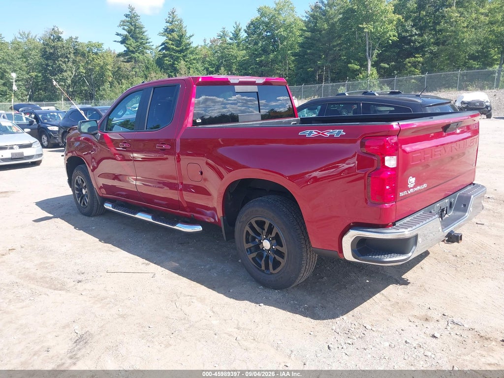 2019 Chevrolet Silverado 1500 LT photo 3