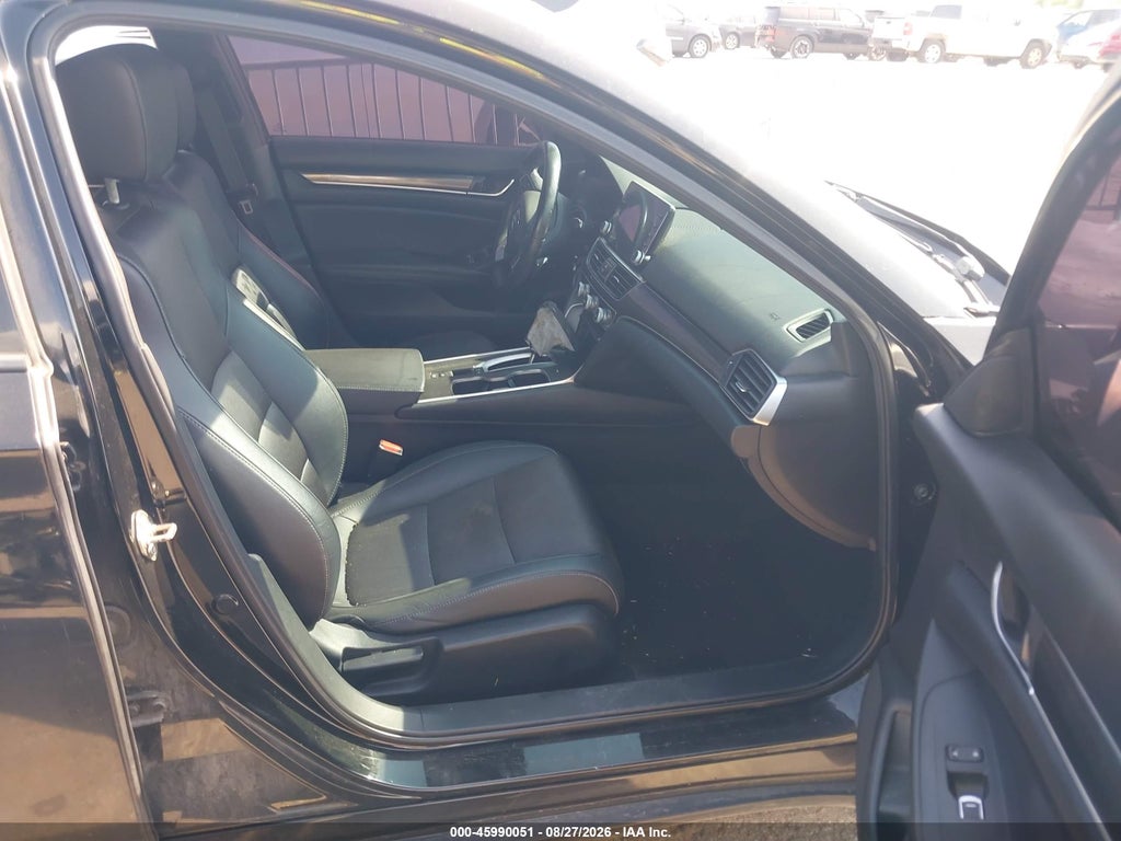 2019 Honda Accord Sport photo 5
