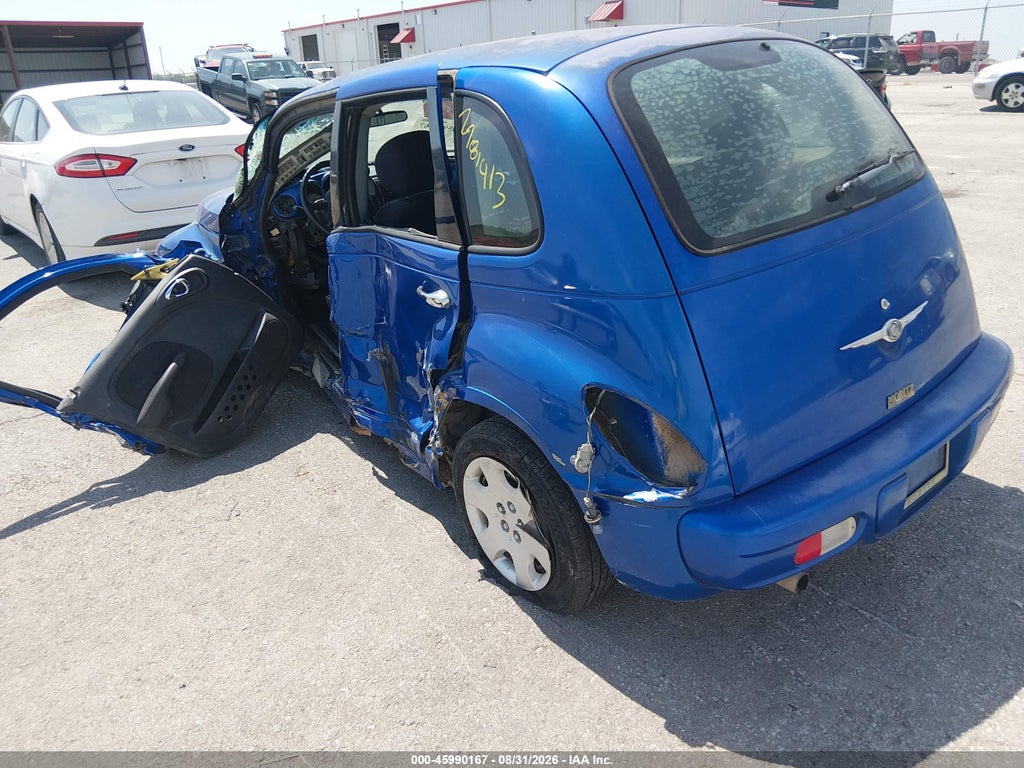 2004 Chrysler PT Cruiser photo 3