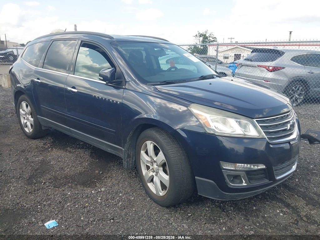 2017 Chevrolet Traverse 1LT photo 1
