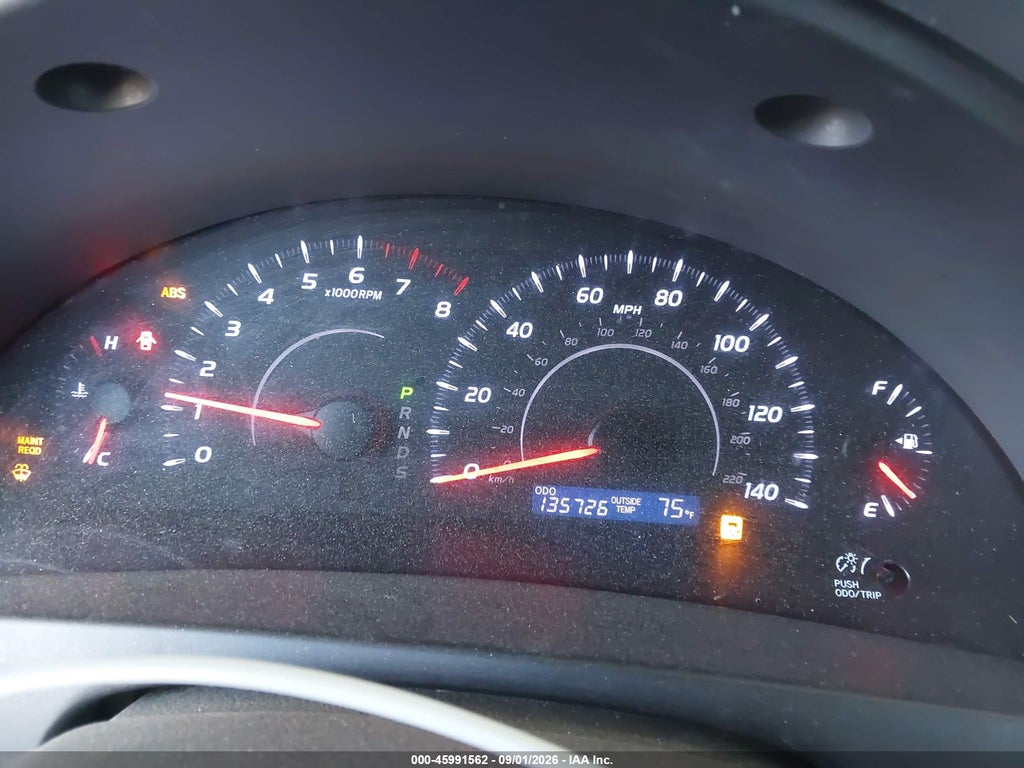 2011 Toyota Camry LE photo 7