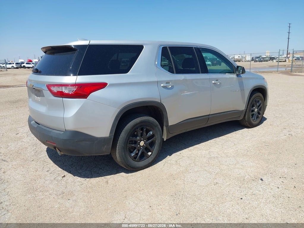 2021 Chevrolet Traverse FWD LS photo 4
