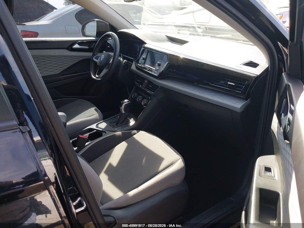 2023 Volkswagen Taos 1.5T S photo 5