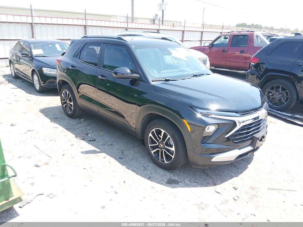 2026 Chevrolet Trailblazer FWD LT photo 1