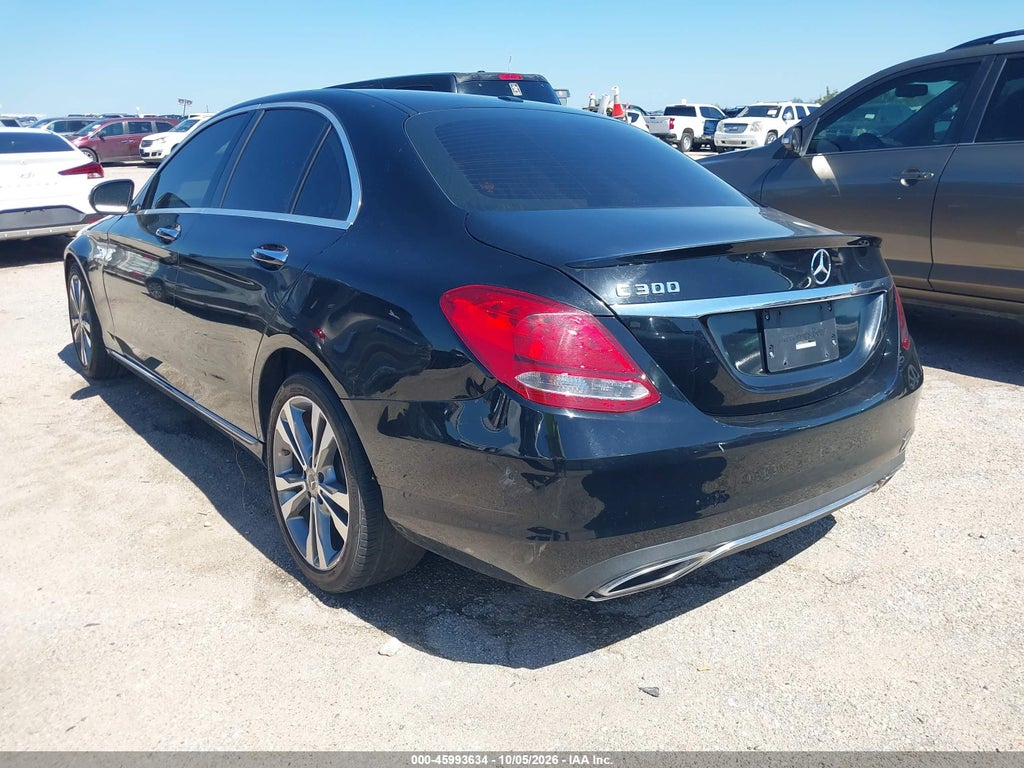 2018 Mercedes-Benz C 300 photo 3