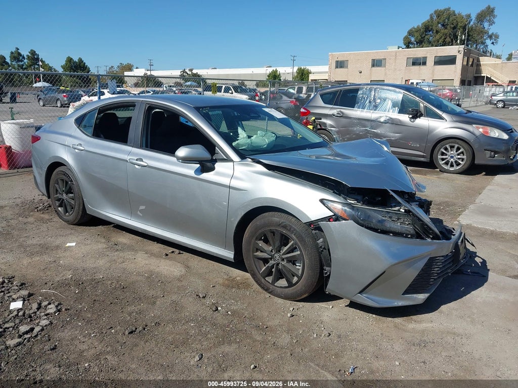 TOYOTA CAMRY 2026