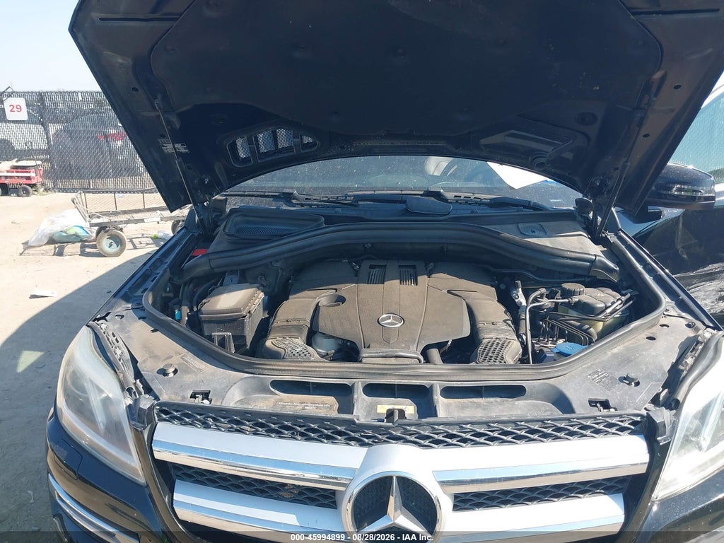 2016 Mercedes-Benz GL 450 4MATIC photo 10