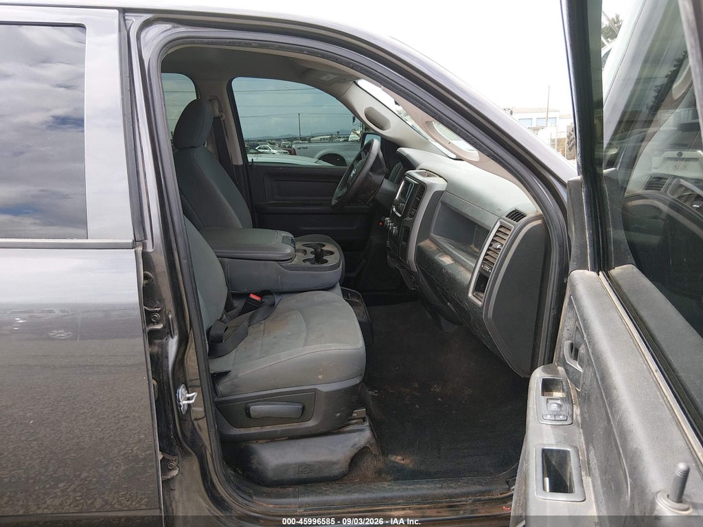 2018 Ram 1500 Tradesman 4X4 5'7 Box photo 5