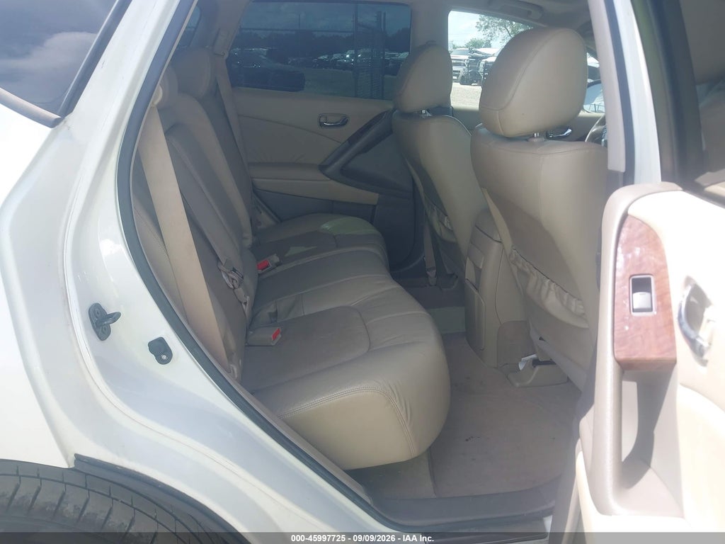 2010 Nissan Murano LE photo 8