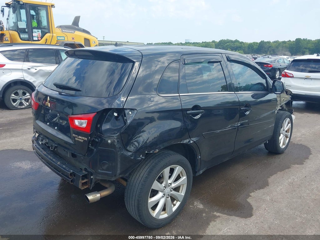 2015 Mitsubishi Outlander Sport SE photo 4