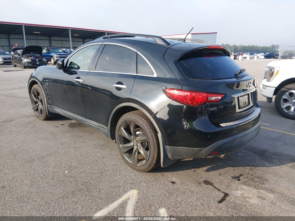 2015 Infiniti QX70 photo 3