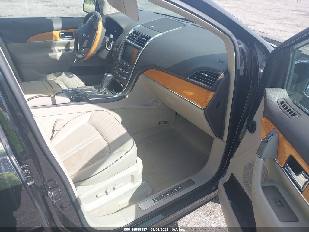 2014 Lincoln MKX photo 5