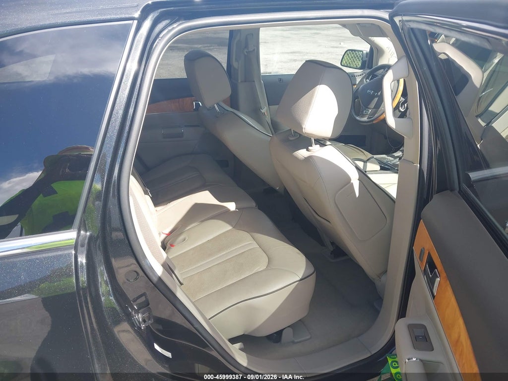 2014 Lincoln MKX photo 8