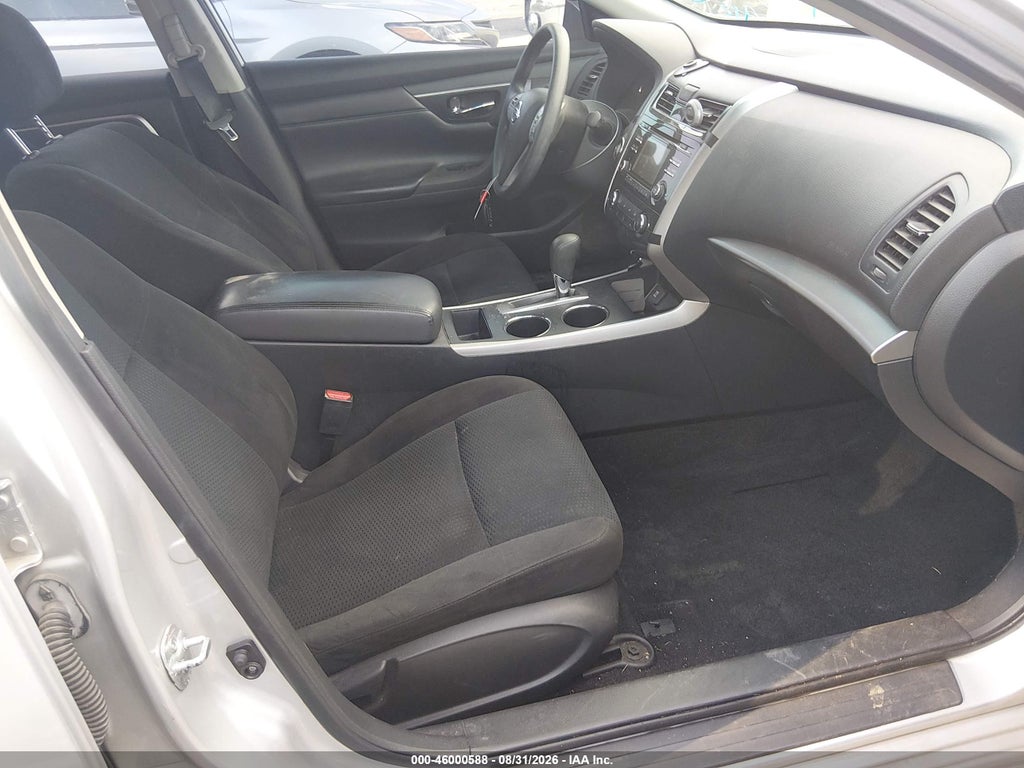 2015 Nissan Altima 2.5 S photo 5