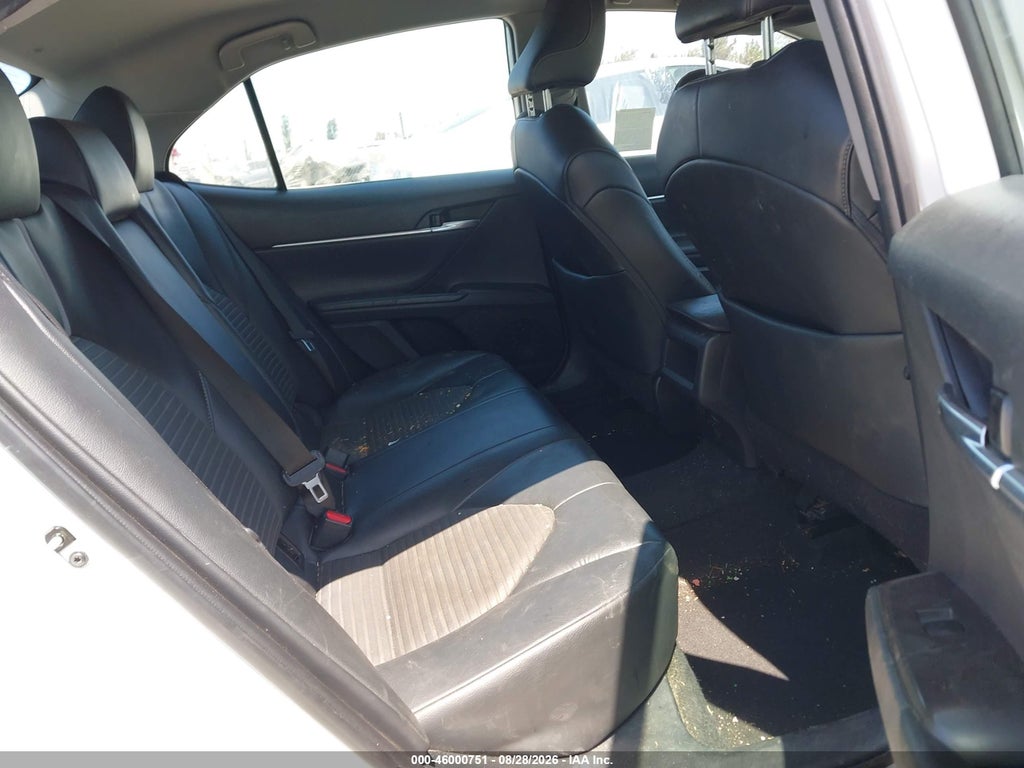 2021 Toyota Camry SE photo 8