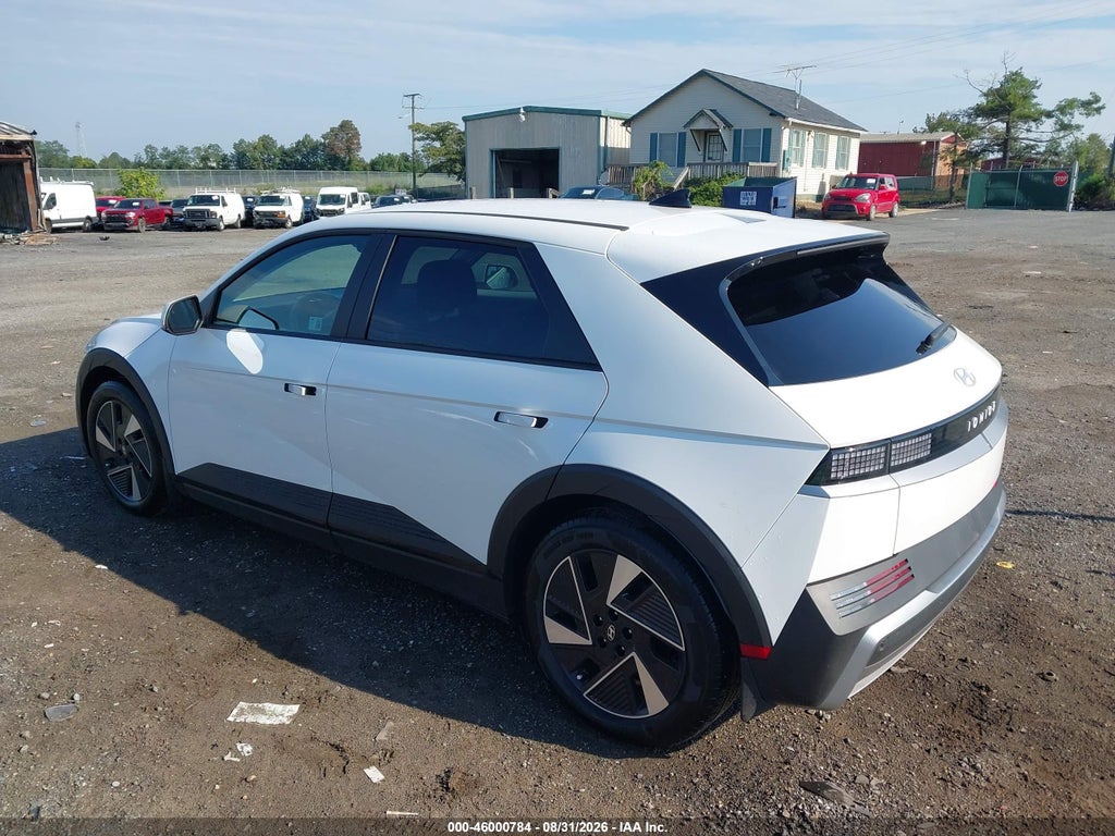 2026 Hyundai Ioniq 5 SEL photo 3