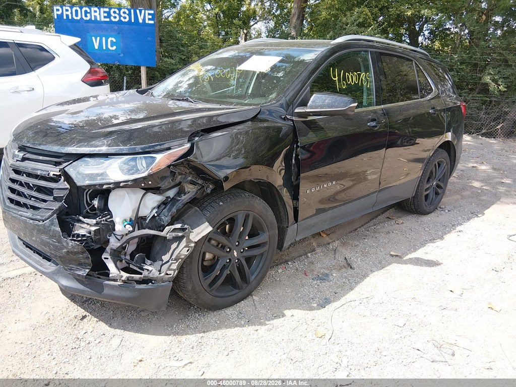 2020 Chevrolet Equinox FWD LT 2.0L Turbo photo 2