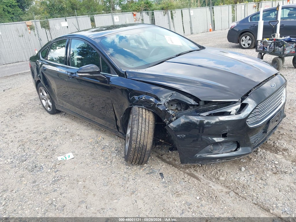 2015 Ford Fusion SE photo 1