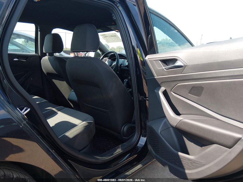 2026 Volkswagen Jetta Sport photo 8