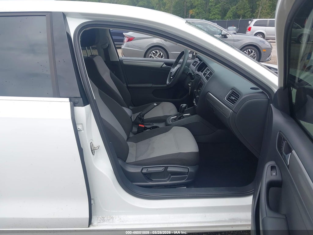 2017 Volkswagen Jetta 1.4T S photo 5