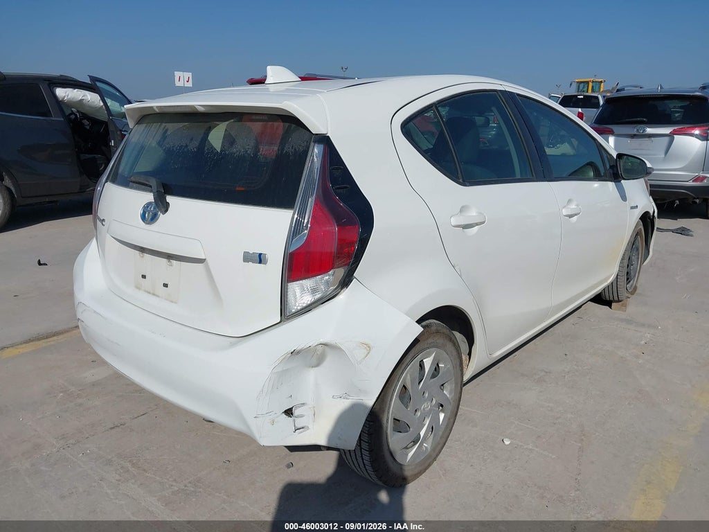 2015 Toyota Prius C TWO photo 4