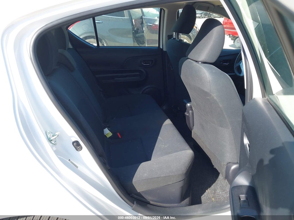 2015 Toyota Prius C TWO photo 8