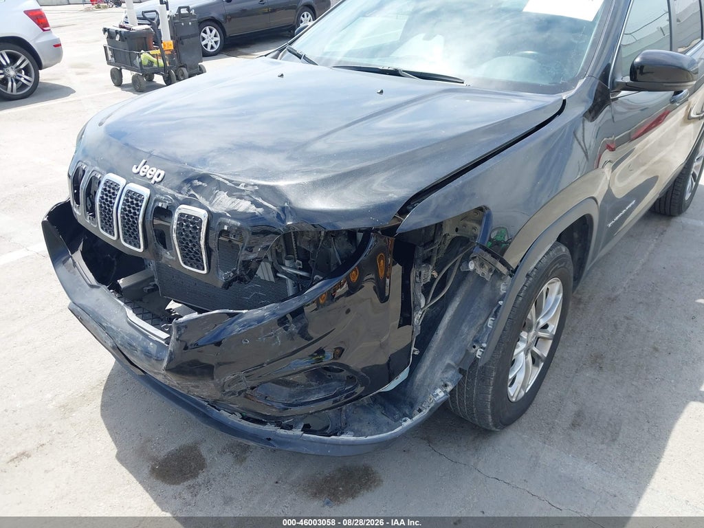 2020 Jeep Cherokee Latitude Plus 4X4 photo 6