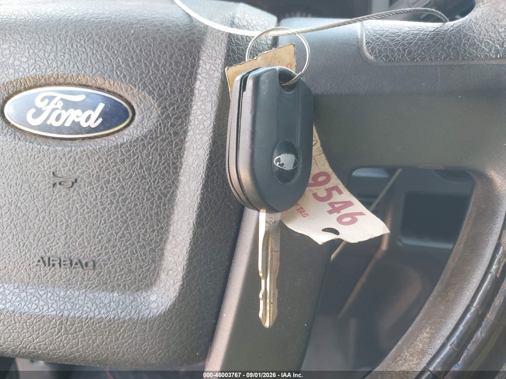 2014 Ford F-150 STX photo 11