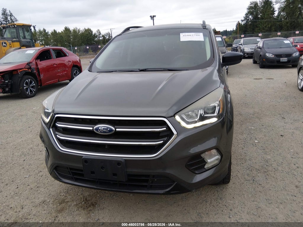 2017 Ford Escape SE photo 6