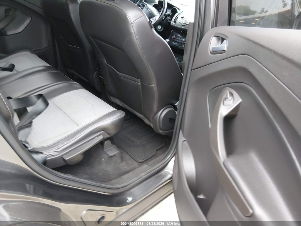 2017 Ford Escape SE photo 8