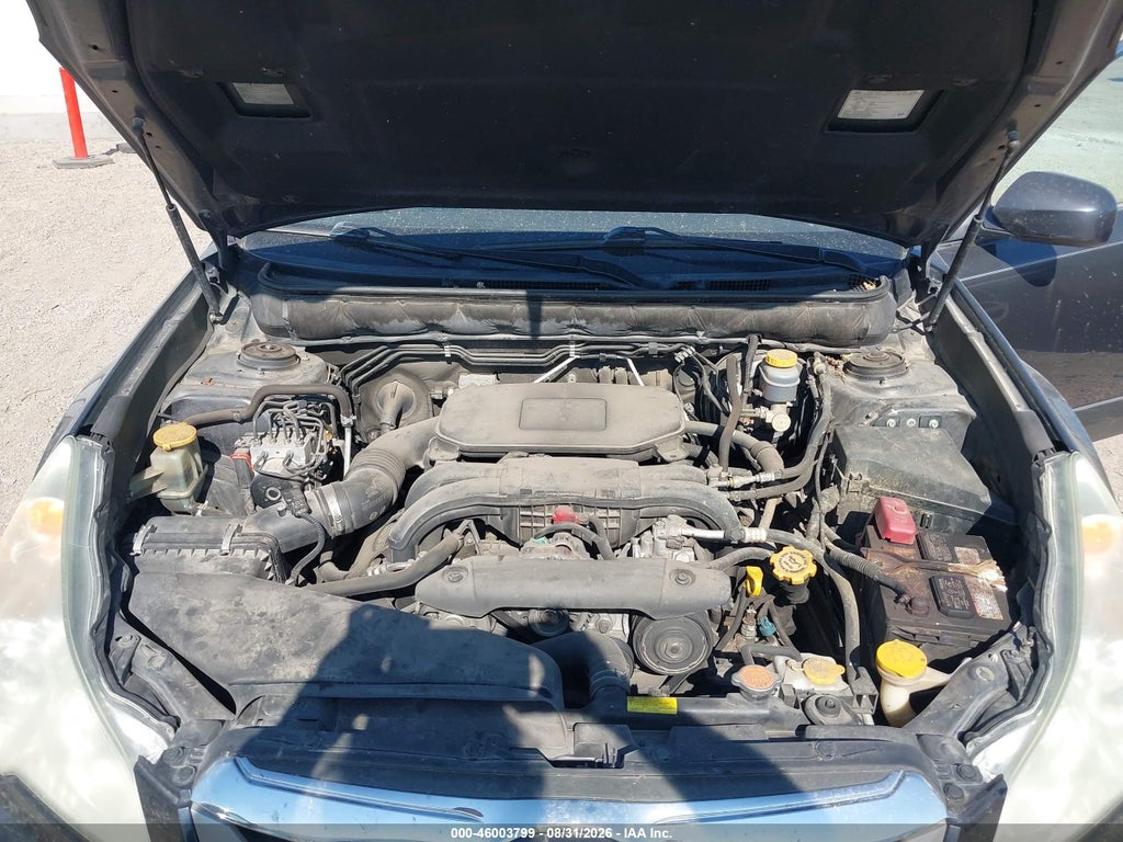 2011 Subaru Outback 2.5I Premium photo 10