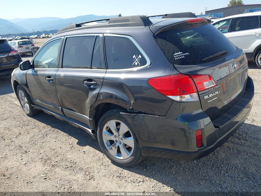 2011 Subaru Outback 2.5I Premium photo 3