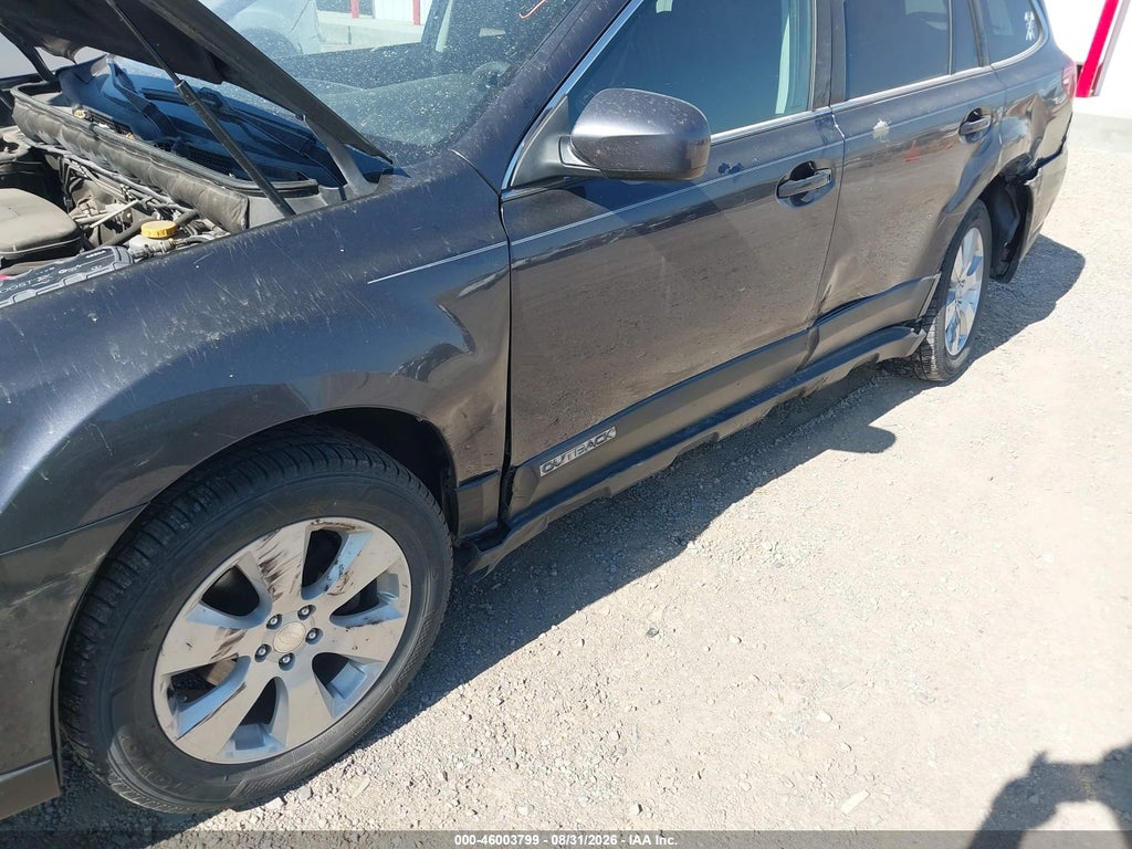 2011 Subaru Outback 2.5I Premium photo 6