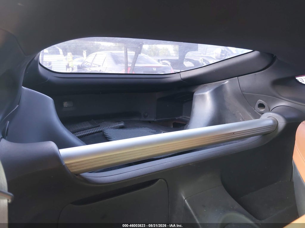 2010 Nissan 370Z Touring photo 8