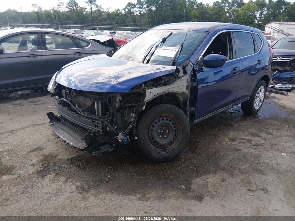 2019 Nissan Rogue S photo 2