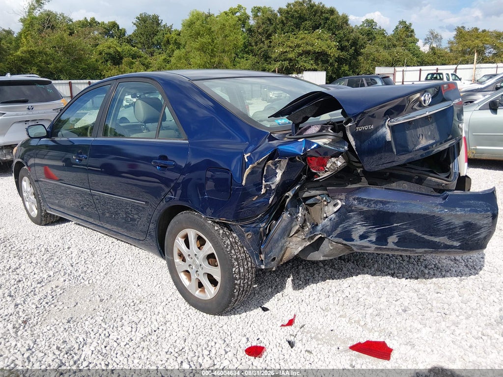 2005 Toyota Camry XLE V6 photo 3