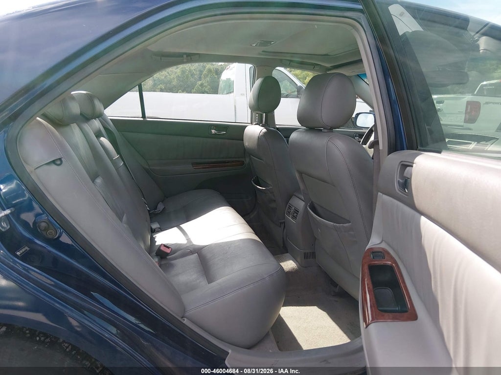 2005 Toyota Camry XLE V6 photo 8